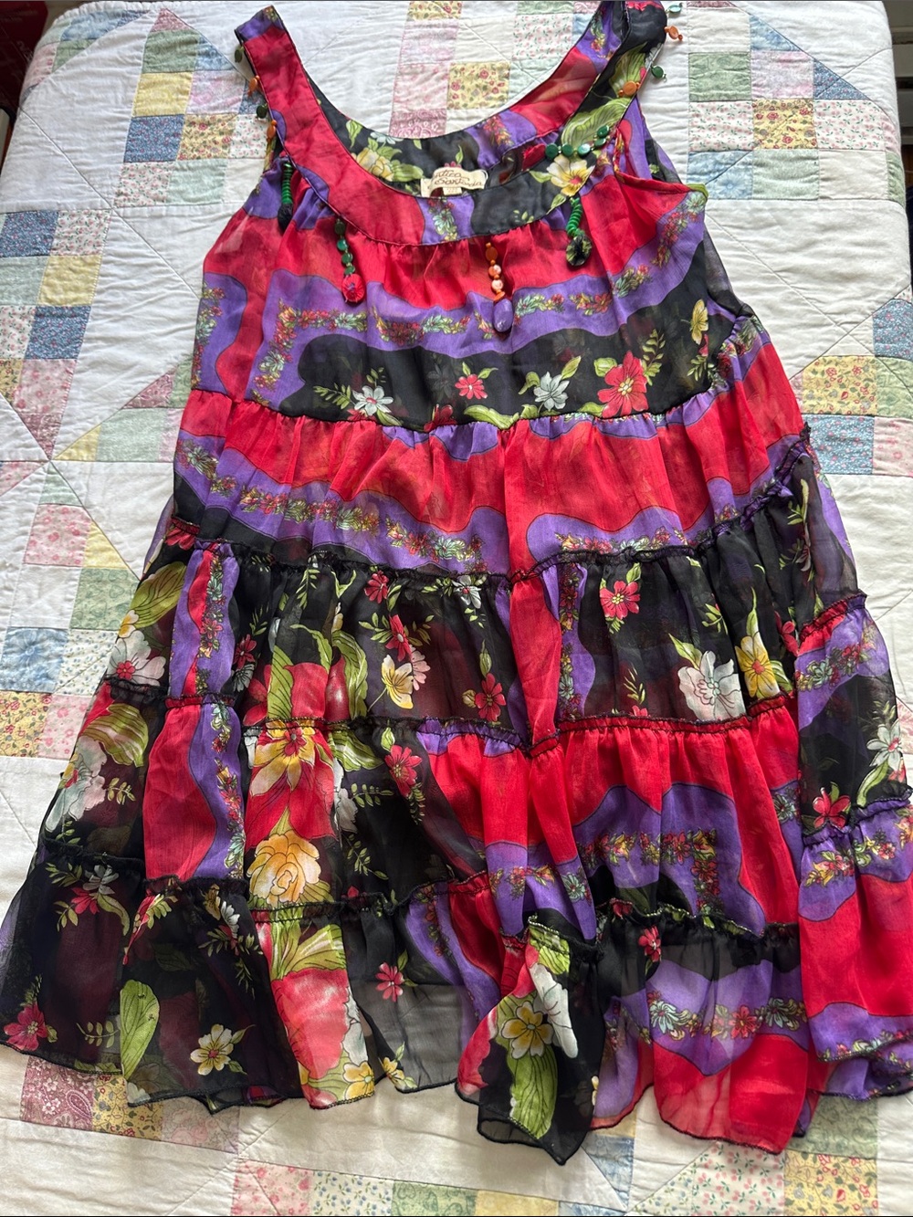 W—Boho Floral top — Red & Black